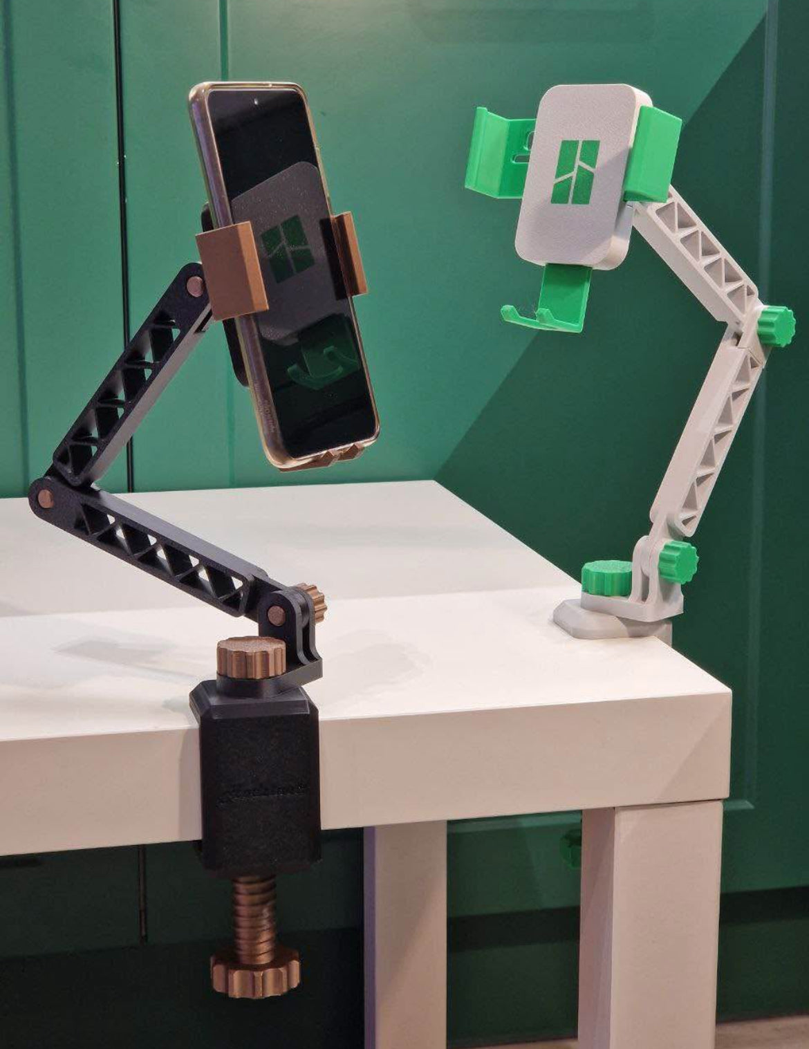 Brazo articulado estilo soporte teléfono para escritorio